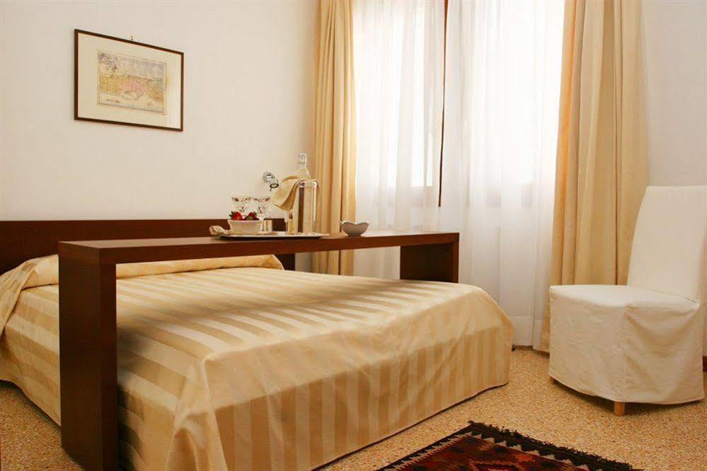 Ca' Foscolo Appart hôtel 2*